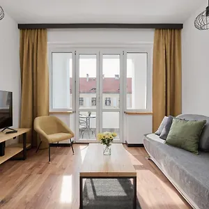 Norwida With Balcony Downtown By Renters Apartament Wrocław