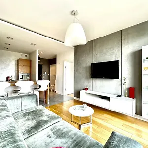 Podwale 2 - Self Check-in 20h ~parking & Lift Apartament Wrocław